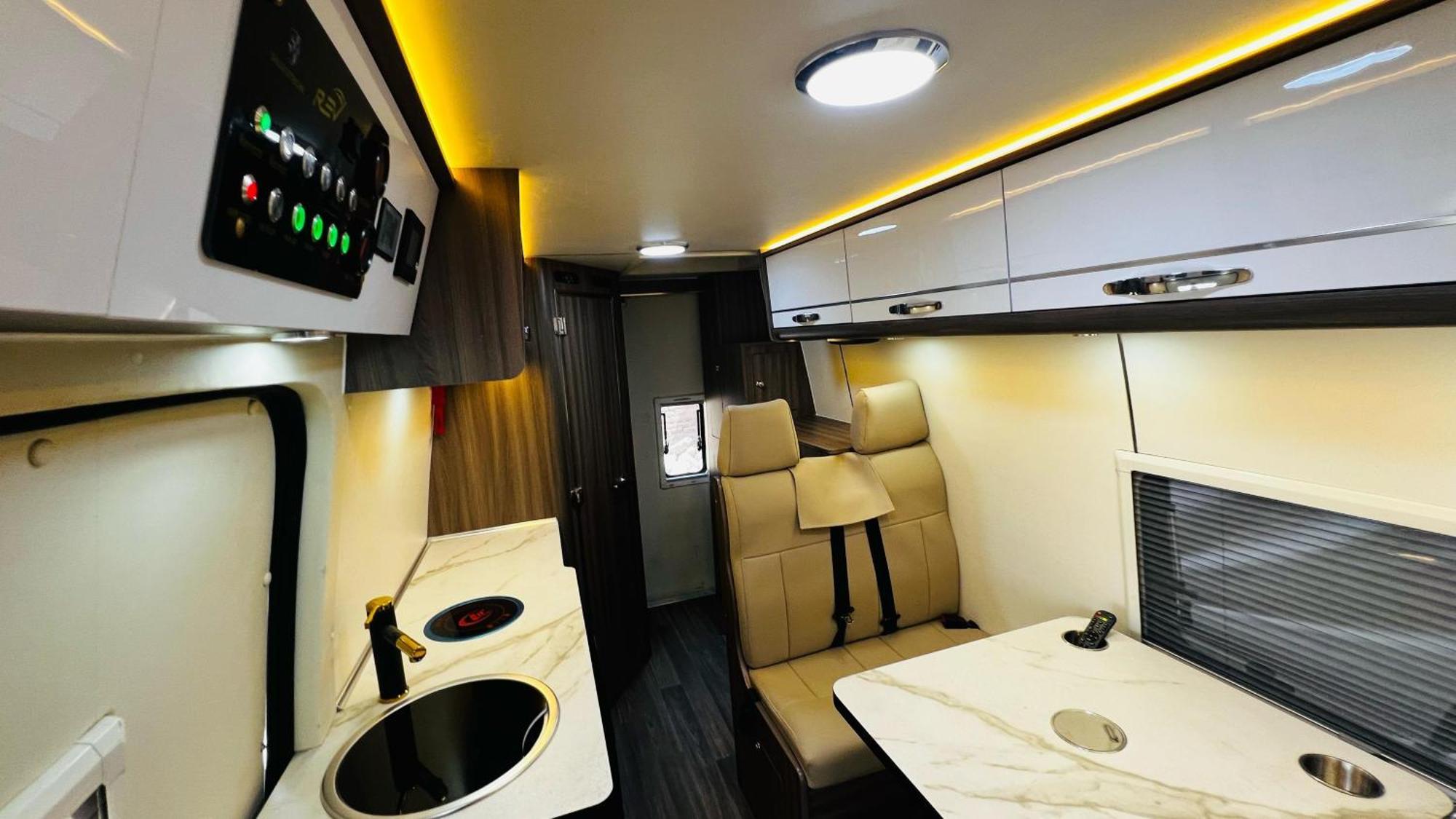 Parque de vacaciones Ford Transit Campervan *